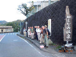 ����s���̃o�X��҂�