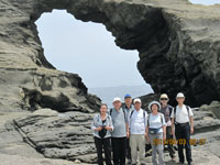 ��P���̔n�̔w����