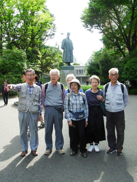 大学構内で－１