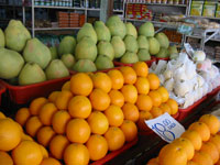 Del Monte市内の果実店の様子（２）
